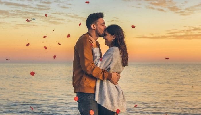 dragostea-care-te-face-sa-simti-ca-ti-cresc-aripi