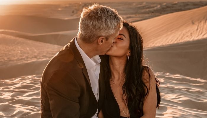 femeia-ta-merita-sa-simta-frumoasa