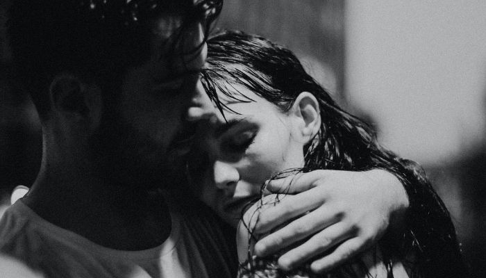 ce-simte-un-barbat-cand-paraseste-o-femeie